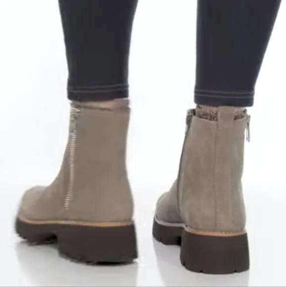 blondo Fallen Rock booties - Picture 2 of 5